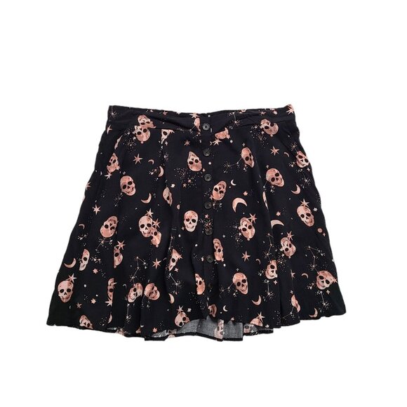 Torrid Womens Size 1 Mini Challis Skirtall Black Scull Print Gothic Grunge - Picture 4 of 9